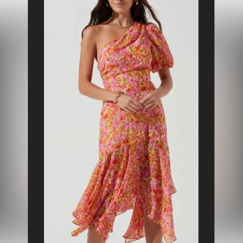 ASTR Dress